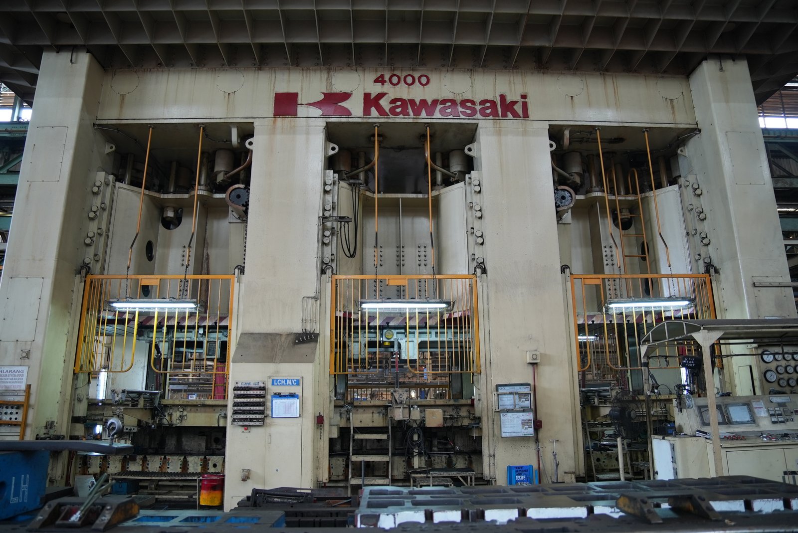 4000 T Hydraulic Press